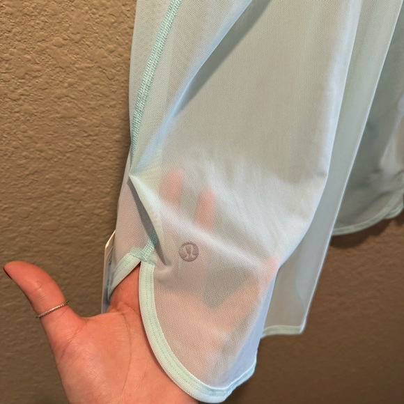 NWT Lululemon 105 Singlet size 4 - Picture 5 of 5